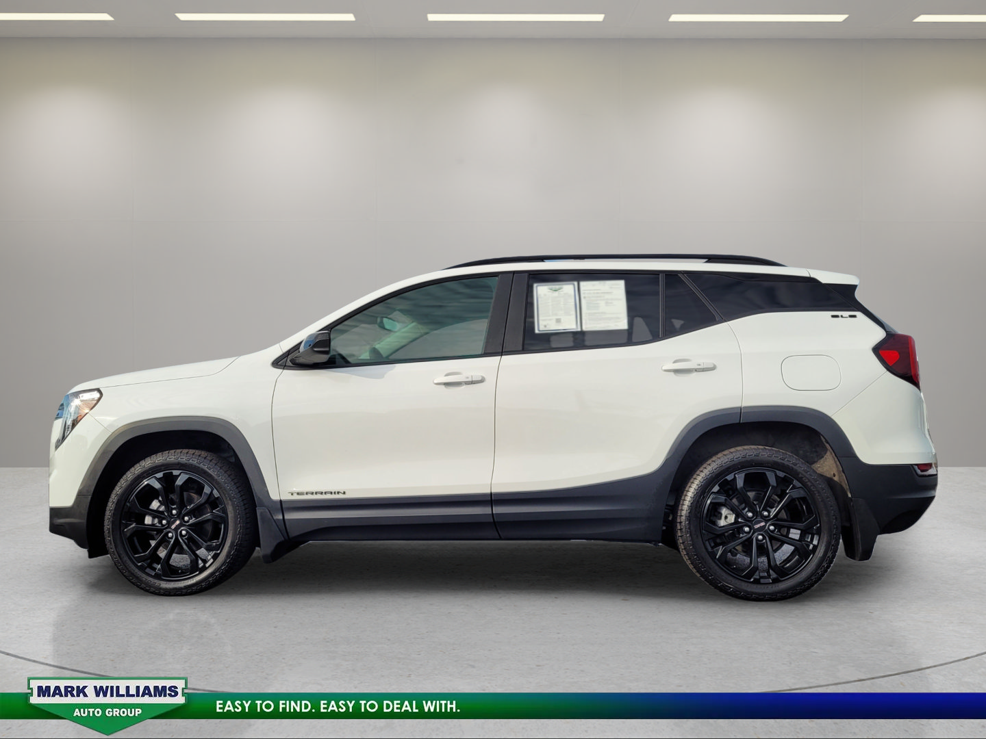 Used 2022 GMC Terrain SLE w/ Driver Convenience Package AWD/4WD image 7
