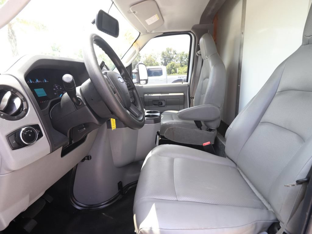 Certified 2024 Ford E-350 and Econoline 350 Super Duty w/ Power Windows & Locks Group RWD image 2