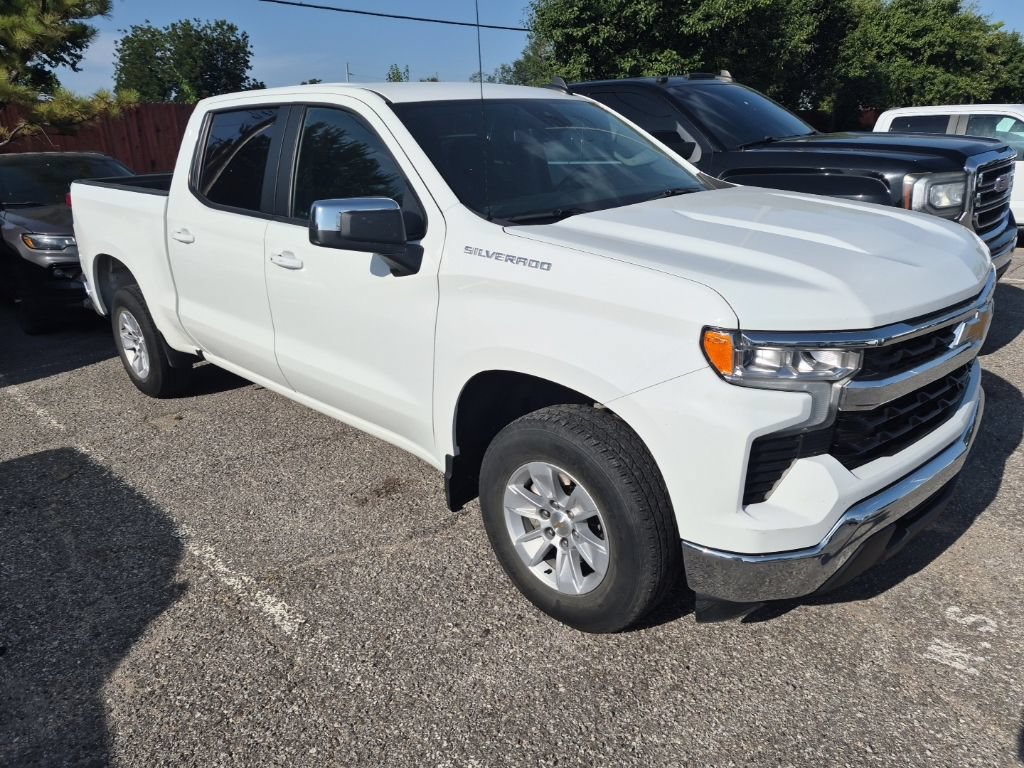 Used 2025 Chevrolet Silverado 1500 LT RWD image 18