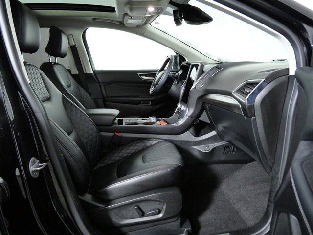 Certified 2024 Ford Edge Titanium w/ Equipment Group 301A image 10