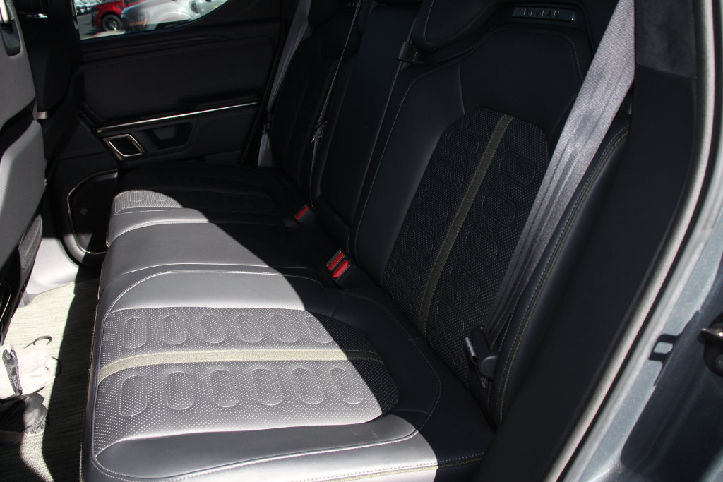 Used 2024 Rivian R1T Adventure Dual AWD/4WD image 20