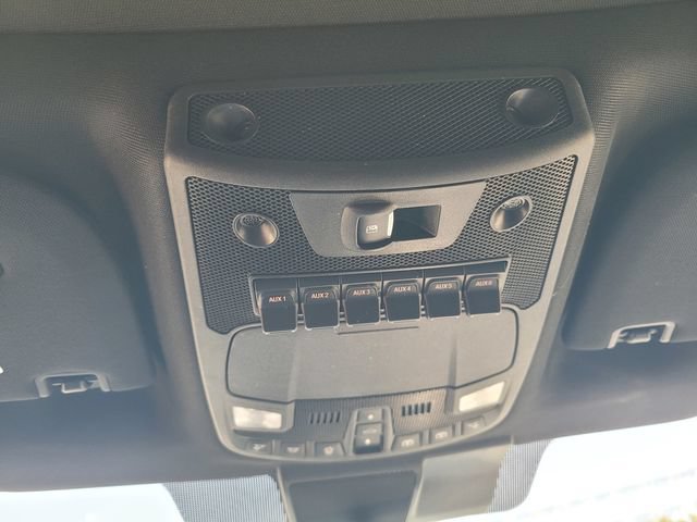 Certified 2020 Ford F350 Platinum AWD/4WD image 22