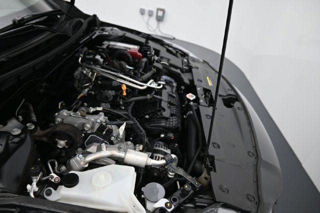 Used 2025 Nissan Altima 2.5 SR FWD image 30