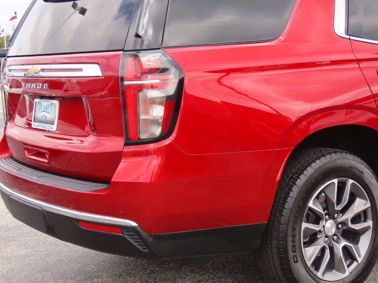 Used 2024 Chevrolet Tahoe LS w/ Driver Alert Package image 14