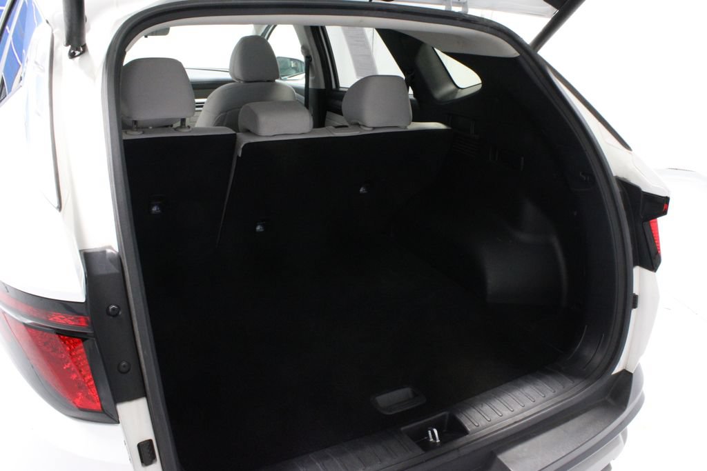Used 2025 Hyundai Tucson SEL FWD image 17
