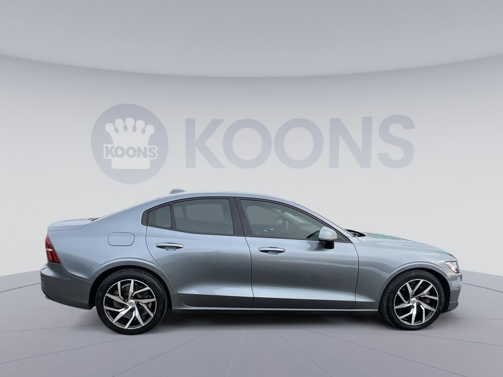 Used 2020 Volvo S60 T6 Momentum image 6