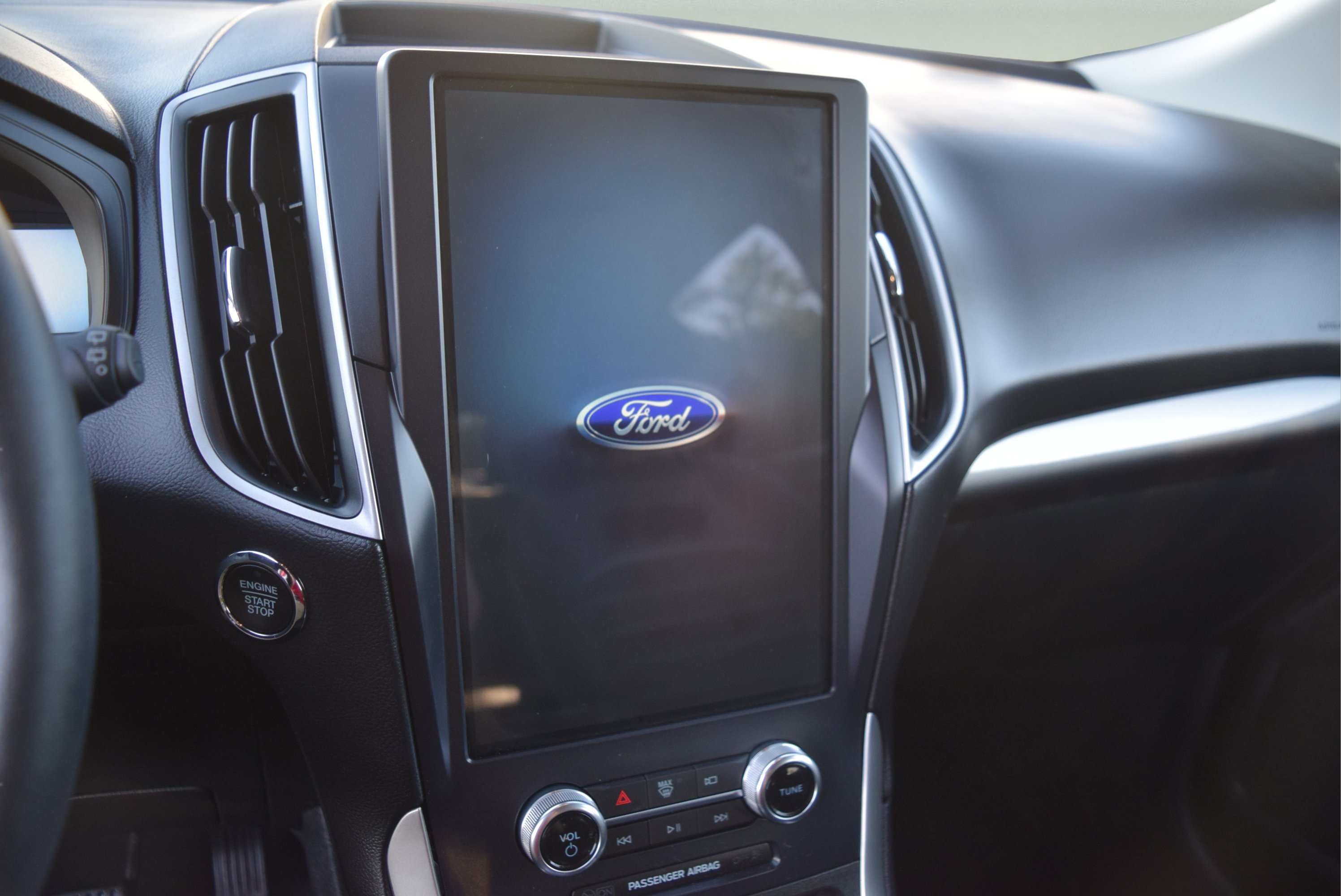 Certified 2024 Ford Edge SEL w/ Convenience Package AWD/4WD image 13