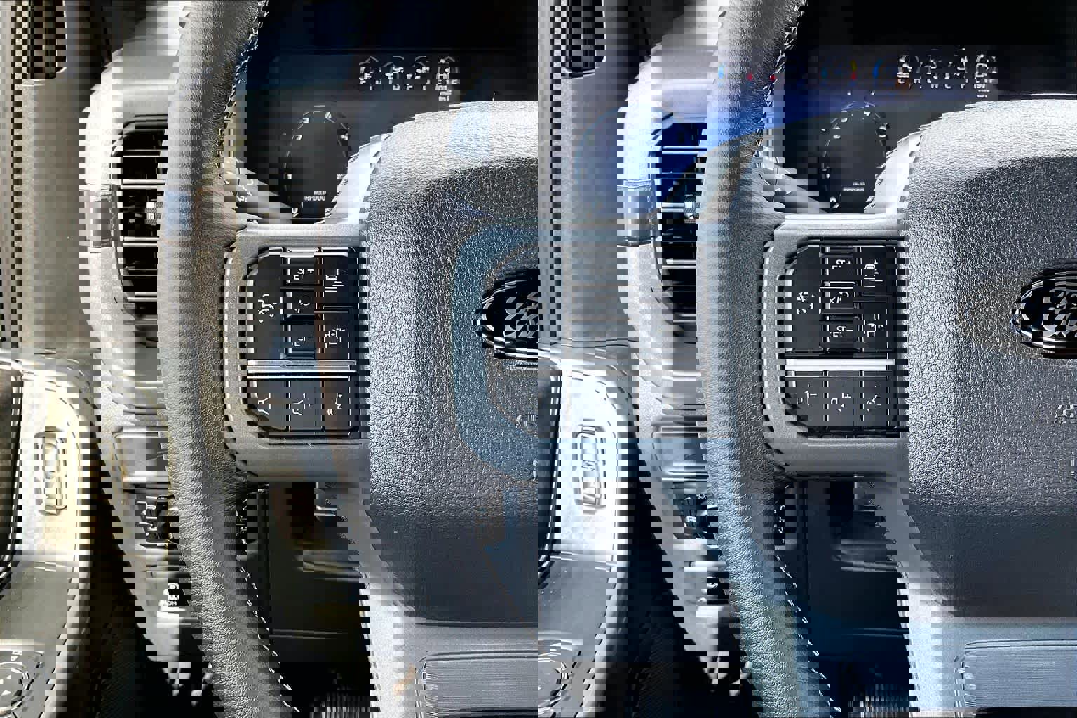 Certified 2025 Ford F150 XLT w/ Equipment Group 302A MID image 25