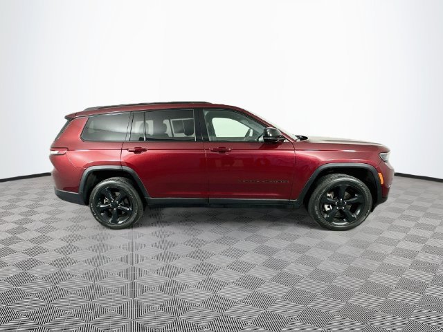 Used 2024 Jeep Grand Cherokee L Laredo AWD/4WD image 14