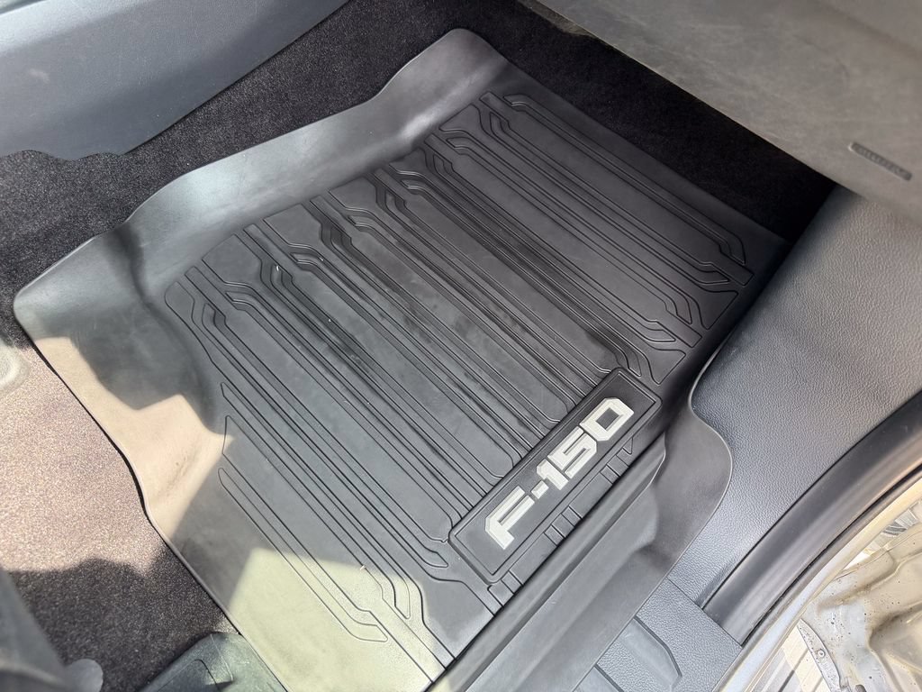 Certified 2022 Ford F150 Lariat w/ Equipment Group 502A High AWD/4WD image 19