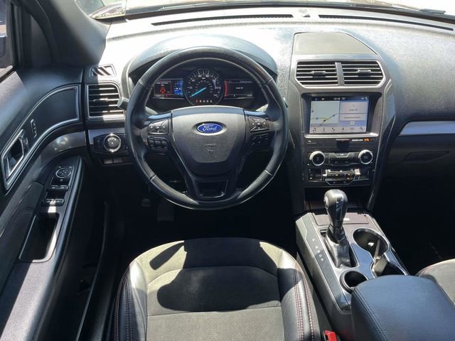 Certified 2019 Ford Explorer XLT w/ Equipment Group 202A image 11