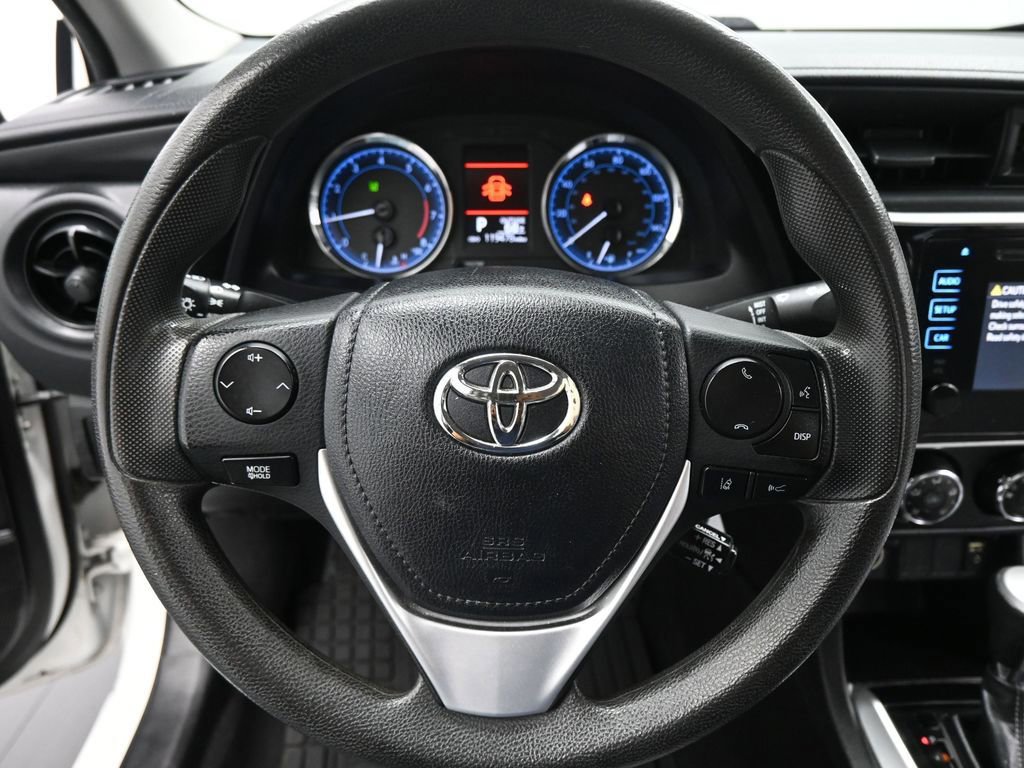 Used 2018 Toyota Corolla L image 37