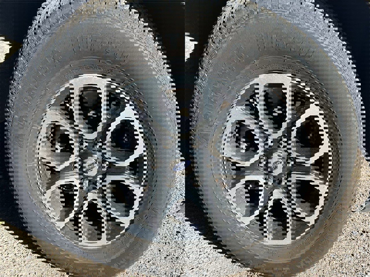 Certified 2024 Ford Expedition XLT image 8