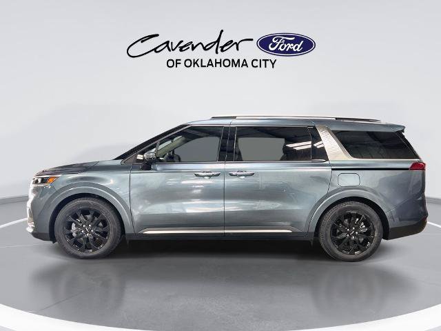 Used 2023 Kia Carnival SX FWD image 5