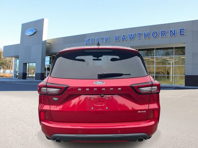 Certified 2023 Ford Escape ST-Line w/ Tech Pack #1 AWD/4WD image 6
