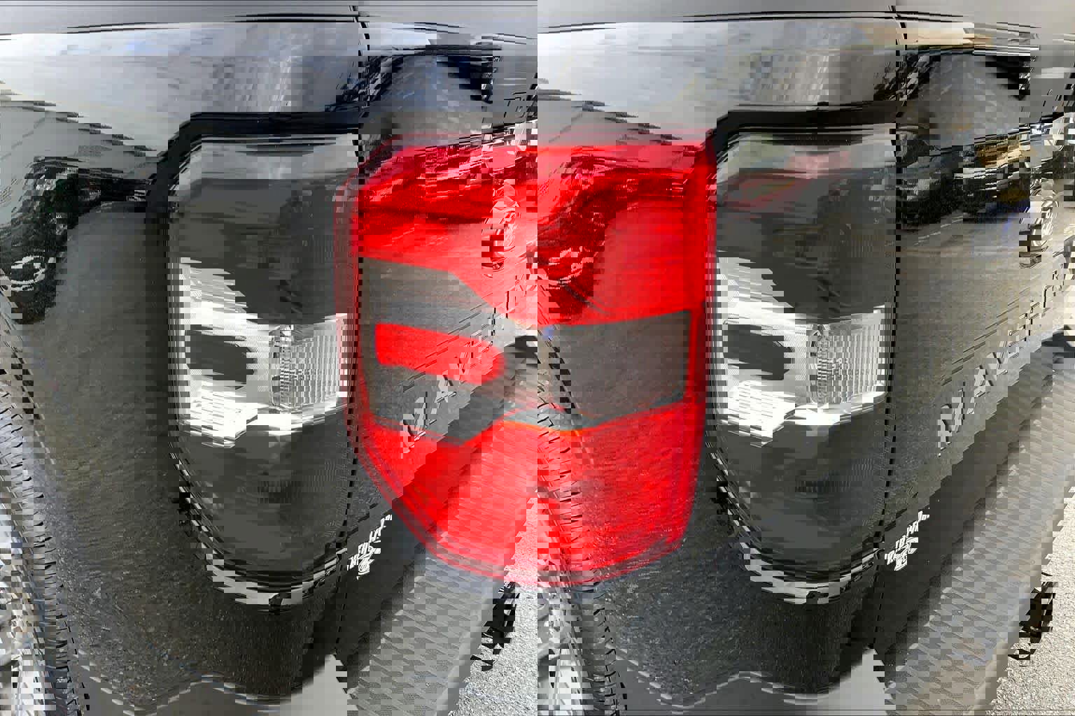 Certified 2025 Ford Maverick XLT image 27