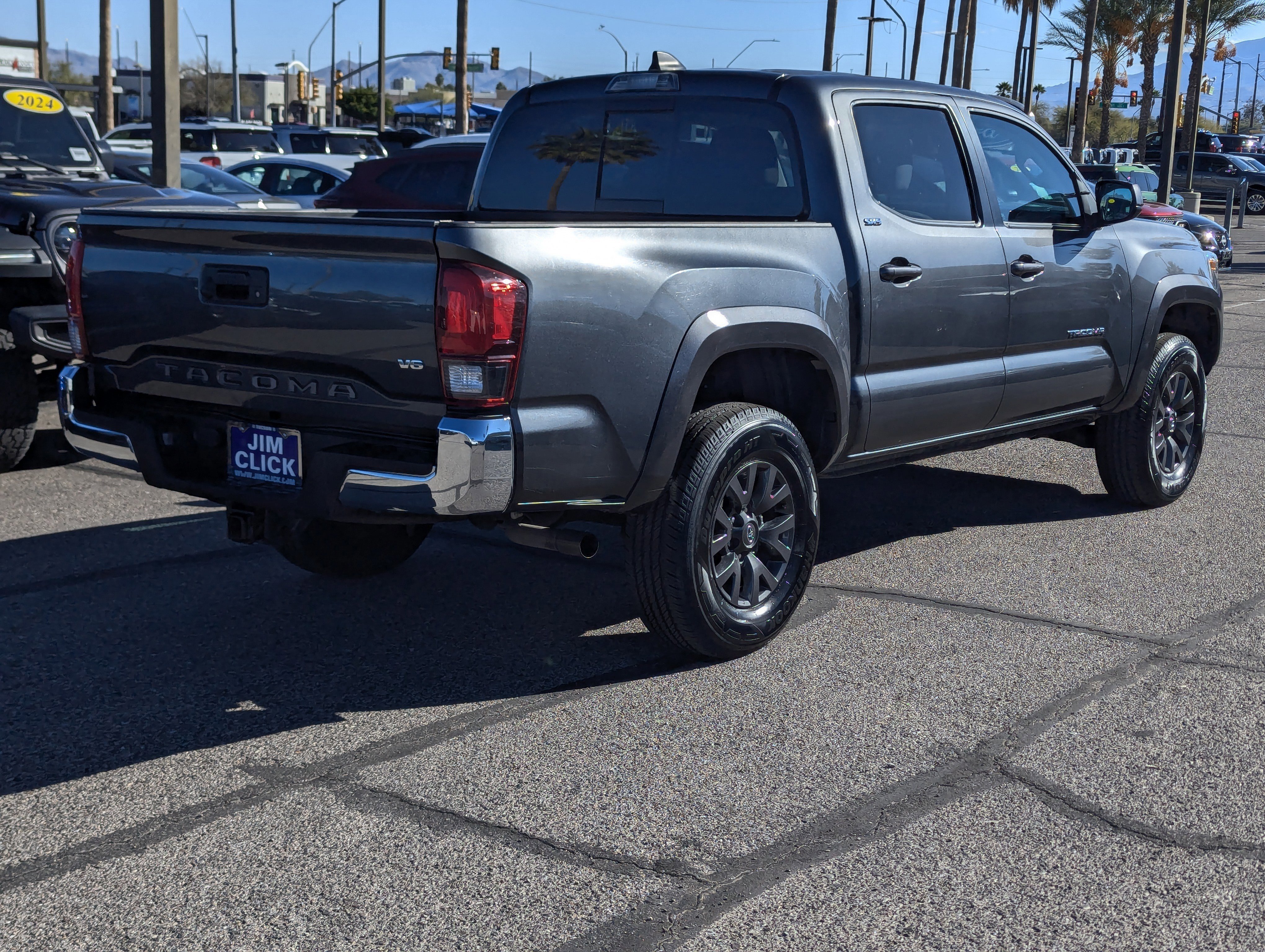 Used 2023 Toyota Tacoma SR5 image 4