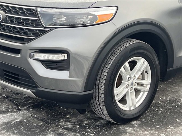 Certified 2022 Ford Explorer XLT w/ Equipment Group 202A image 9