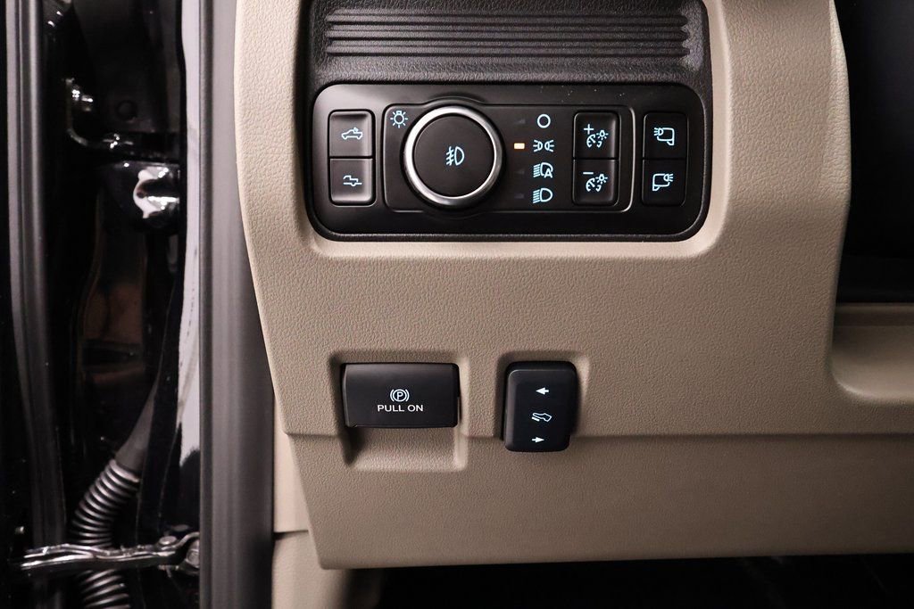 Certified 2026 Ford F350 Platinum w/ Platinum Plus Package image 31