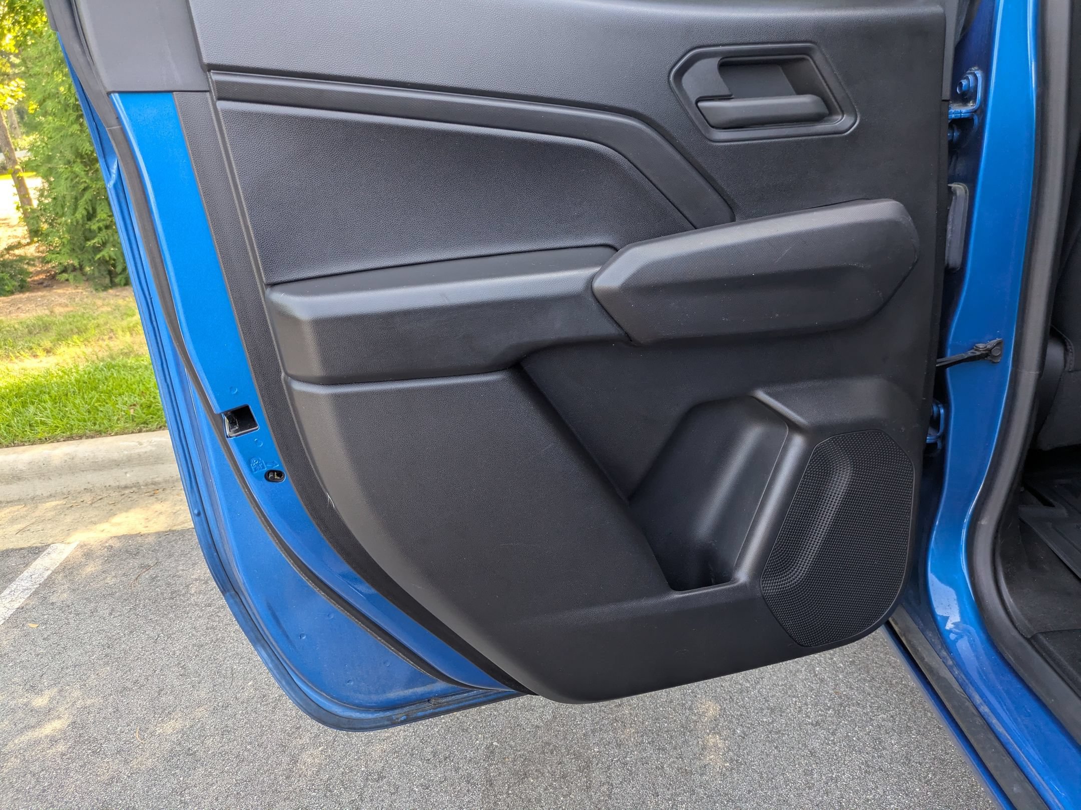 Used 2023 Chevrolet Colorado Trail Boss w/ Advanced Trailering Package AWD/4WD image 24