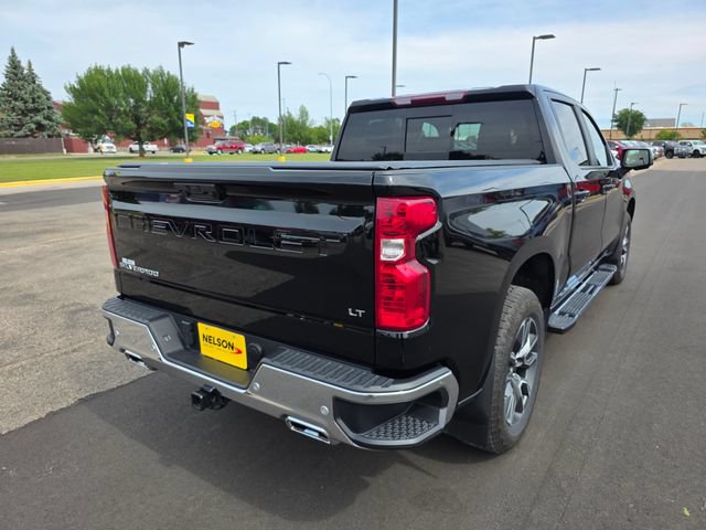 Used 2024 Chevrolet Silverado 1500 LT AWD/4WD image 10