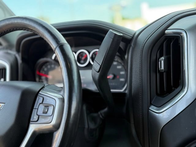 Used 2020 Chevrolet Silverado 1500 LTZ w/ LTZ Premium Package AWD/4WD image 12
