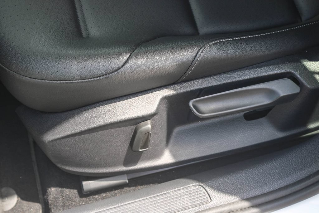 Used 2020 Volkswagen Golf 4-Door FWD image 22