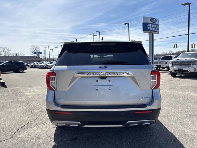 Certified 2023 Ford Explorer XLT w/ Equipment Group 202A image 8