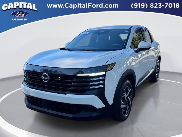 Used 2025 Nissan Kicks SV