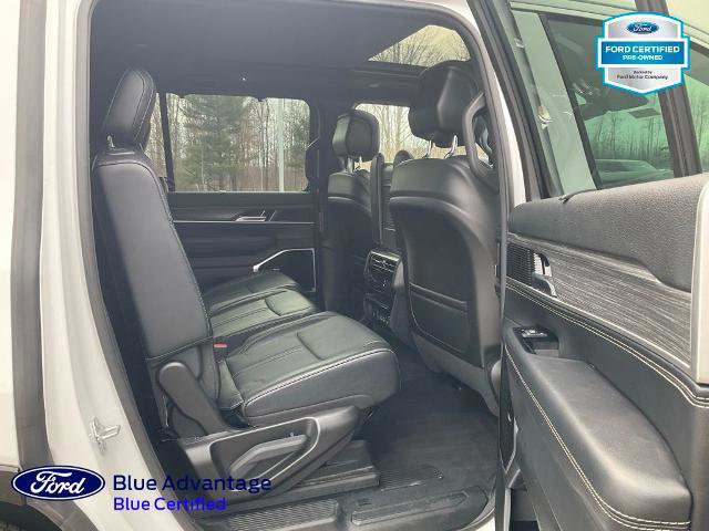 Used 2023 Jeep Wagoneer Series III w/ Premium Group I image 20