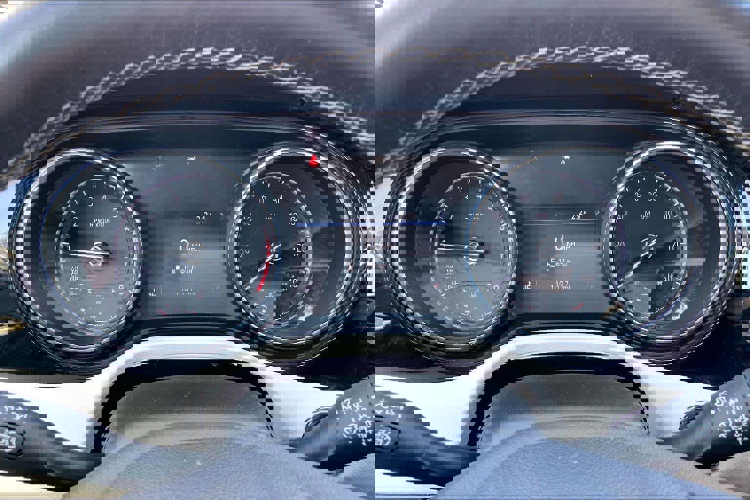 Used 2022 Buick Encore GX Essence image 25