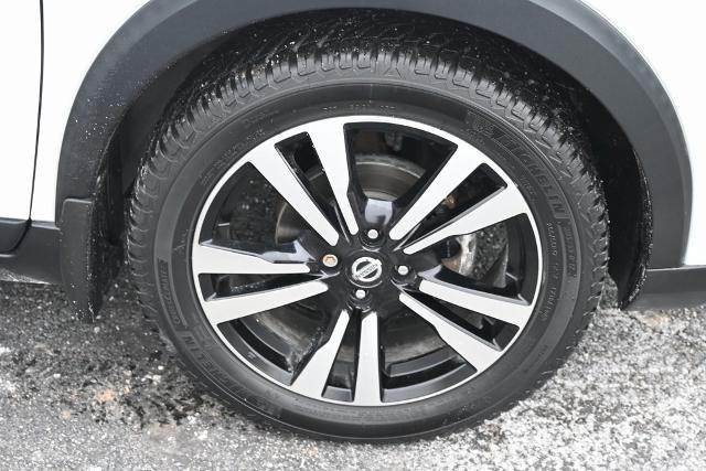 Used 2018 Nissan Kicks SV image 16