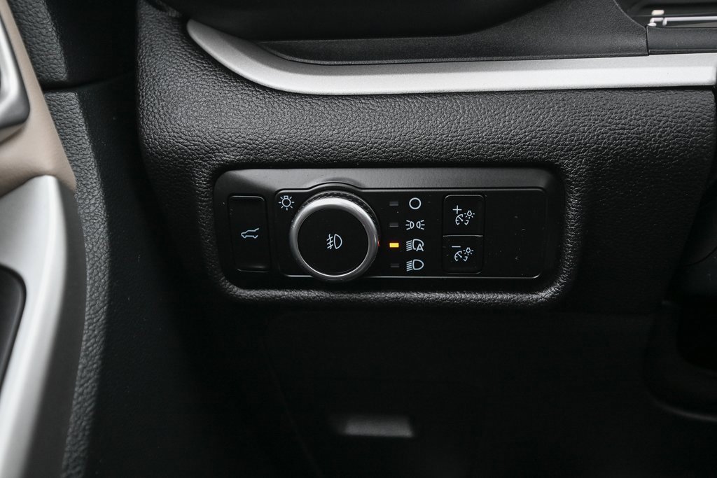 Certified 2023 Ford Explorer XLT w/ Equipment Group 202A image 40