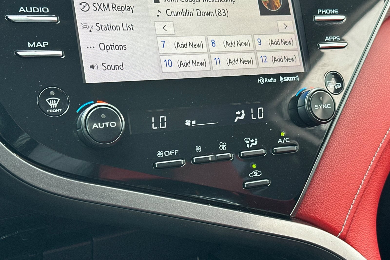 Used 2019 Toyota Camry XSE FWD image 20