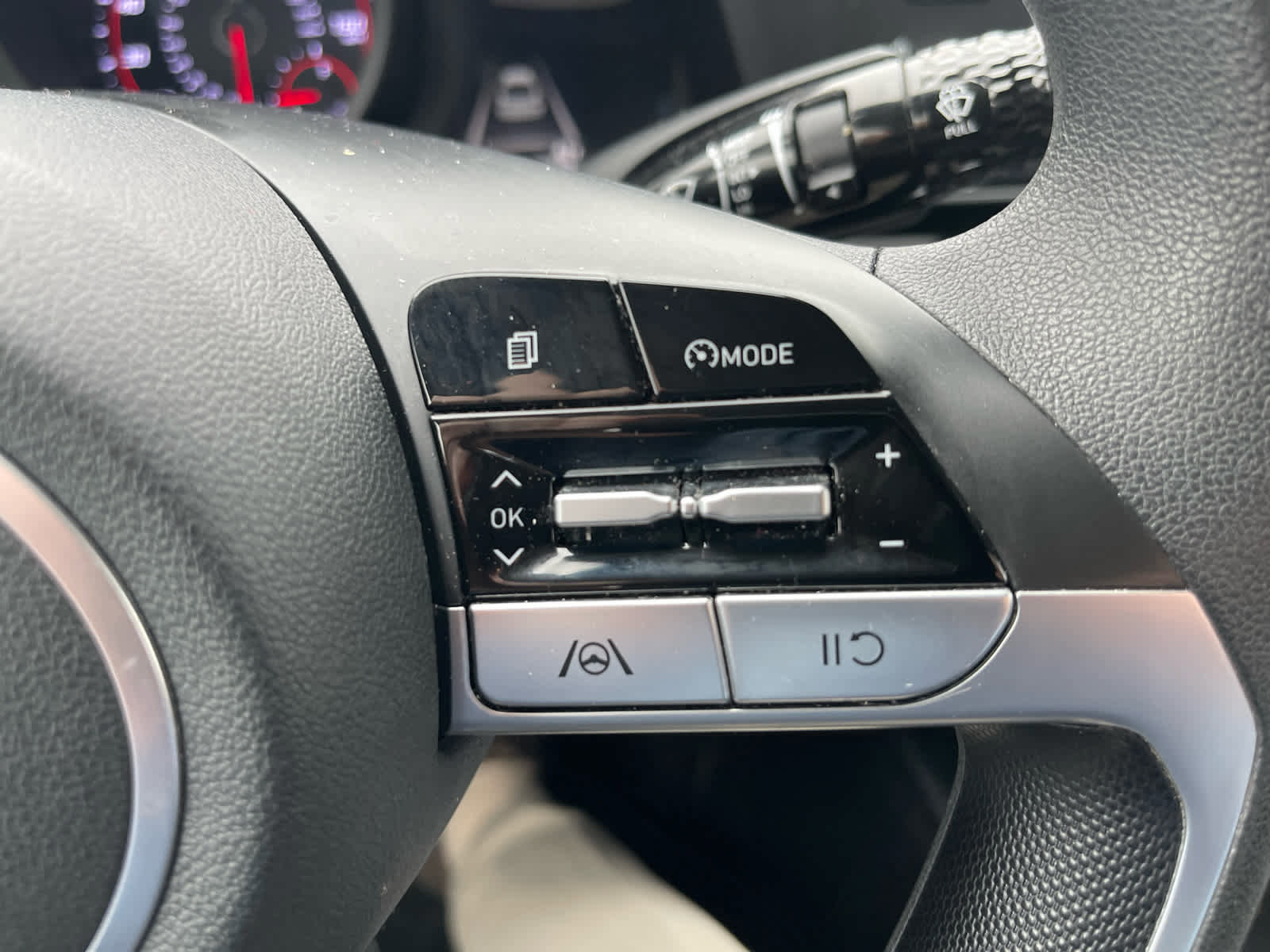 Used 2021 Hyundai Elantra SEL image 16