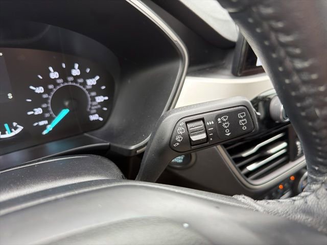Certified 2020 Ford Escape SEL image 46