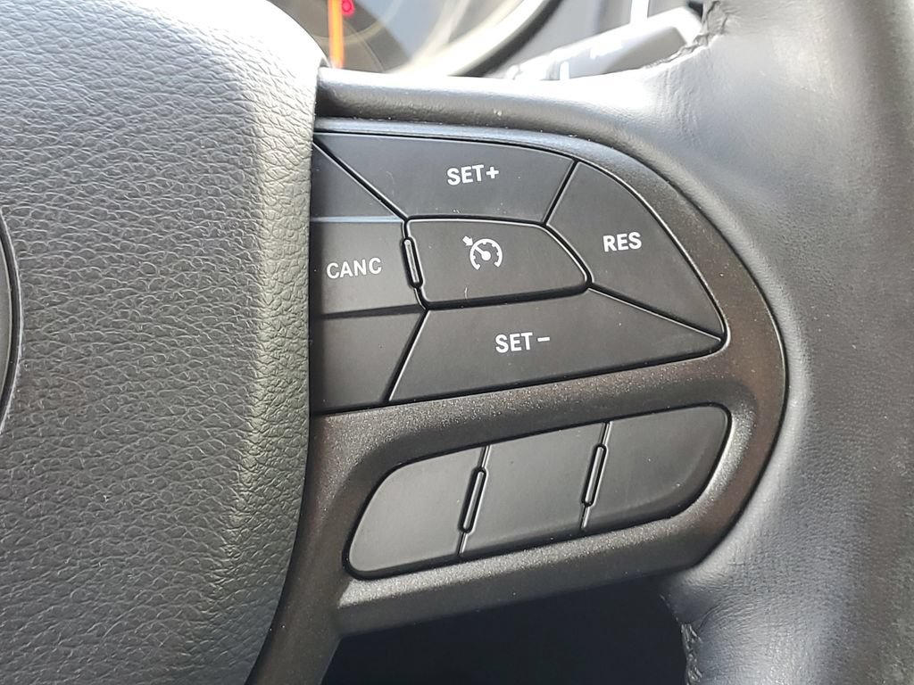 Used 2019 Jeep Cherokee Trailhawk w/ Cold Weather Group AWD/4WD image 24