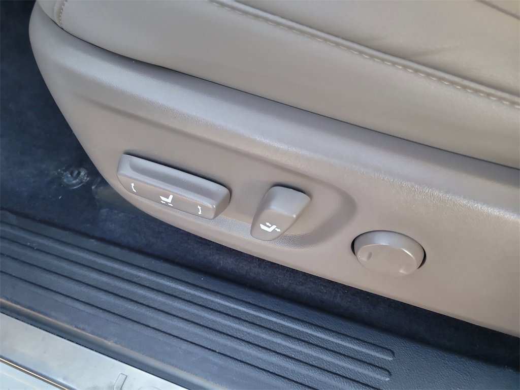 Used 2020 Lexus GX 460 Premium image 17