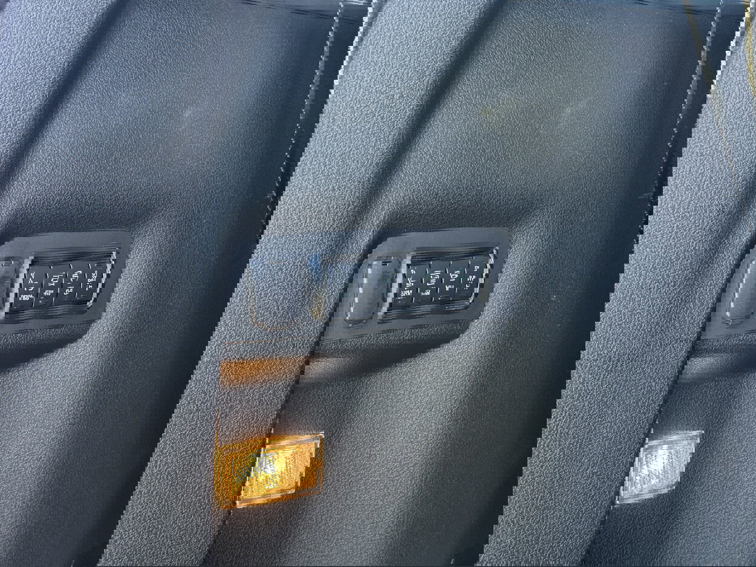 Certified 2018 Ford Explorer Limited w/ Equipment Group 301A image 31