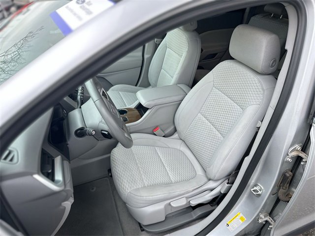 Used 2019 GMC Acadia SLE image 12