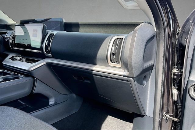 Certified 2025 Ford Expedition Max Active RWD image 15