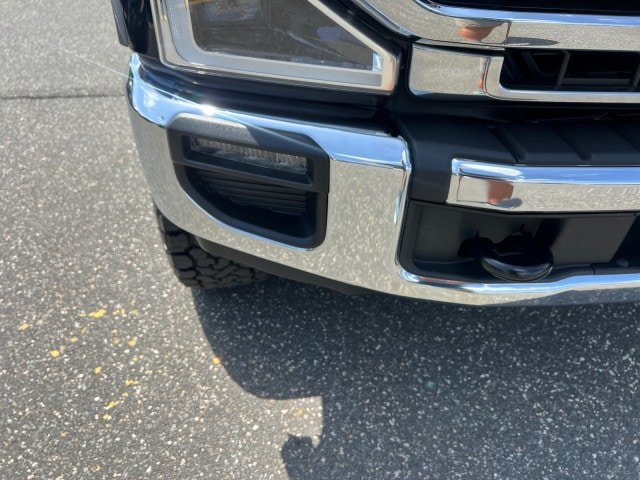 Certified 2021 Ford F350 Lariat w/ Tremor Off-Road Package AWD/4WD image 40