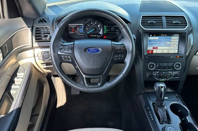 Certified 2018 Ford Explorer XLT w/ Equipment Group 202A image 16