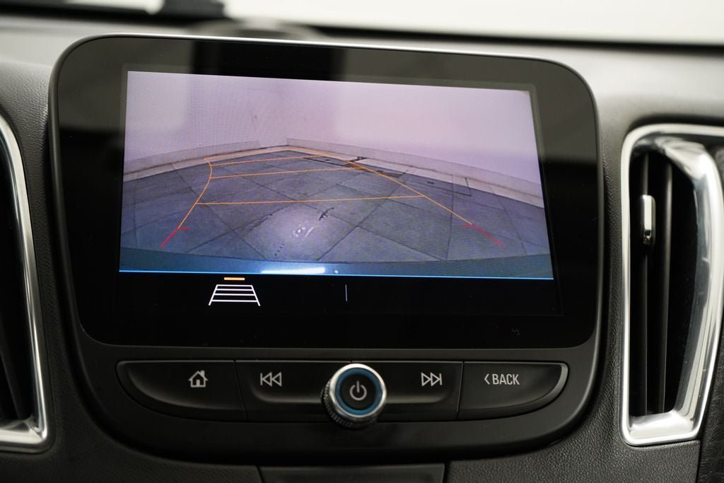 Used 2019 Chevrolet Malibu LT FWD image 17