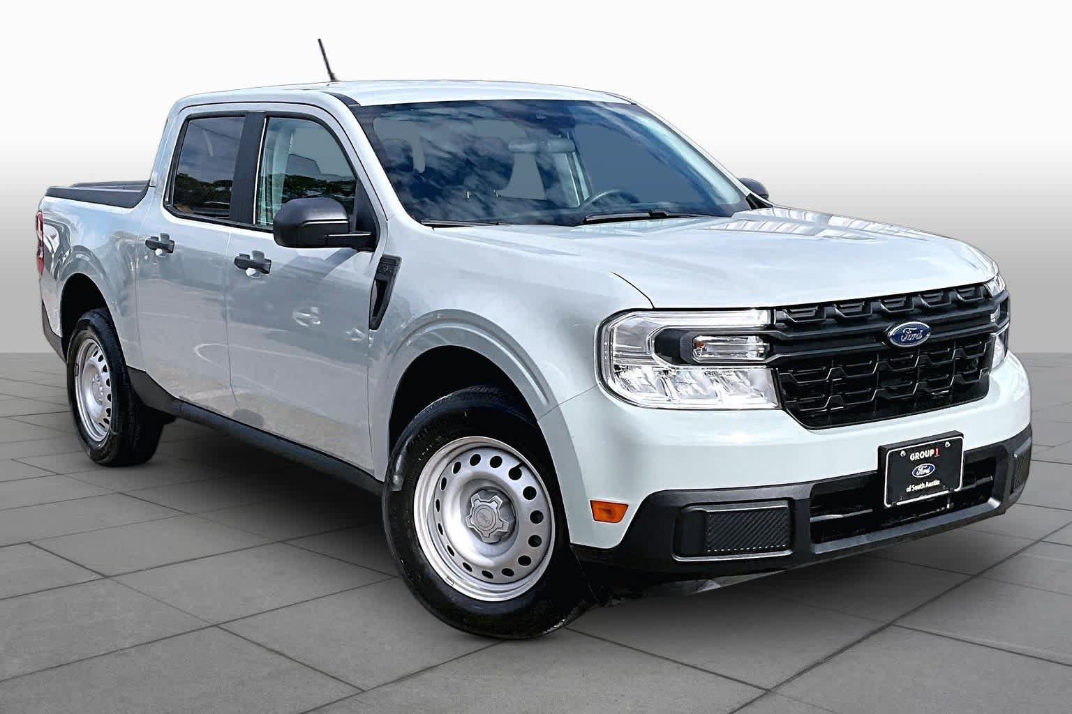 Certified 2024 Ford Maverick XL FWD image 3