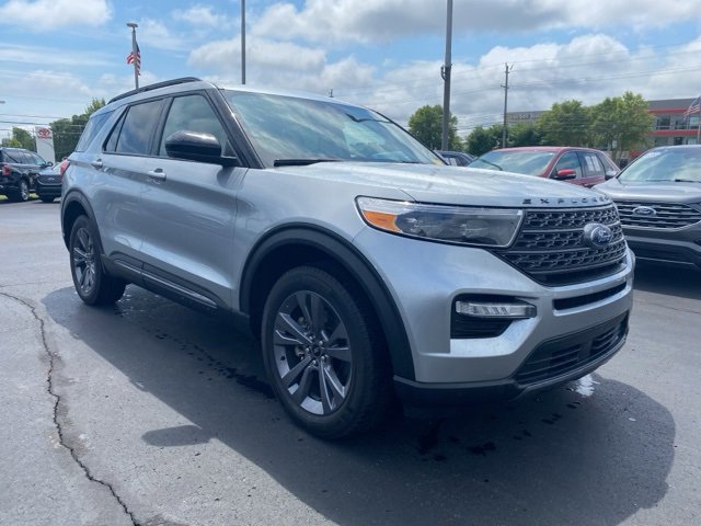 Certified 2023 Ford Explorer XLT w/ Equipment Group 202A