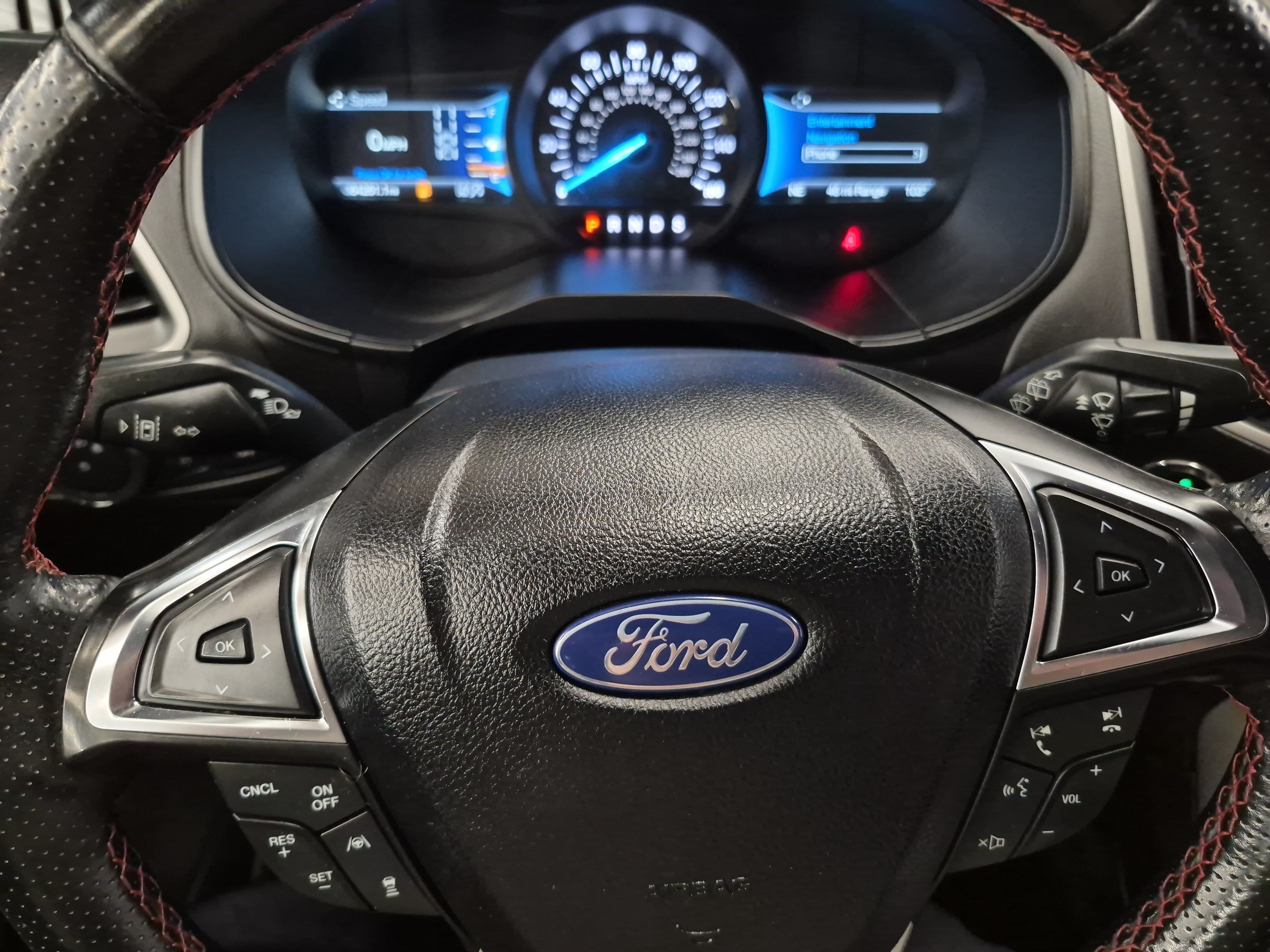 Certified 2022 Ford Edge ST-Line AWD/4WD image 29