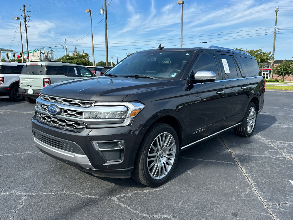 Certified 2022 Ford Expedition Max Platinum RWD image 3