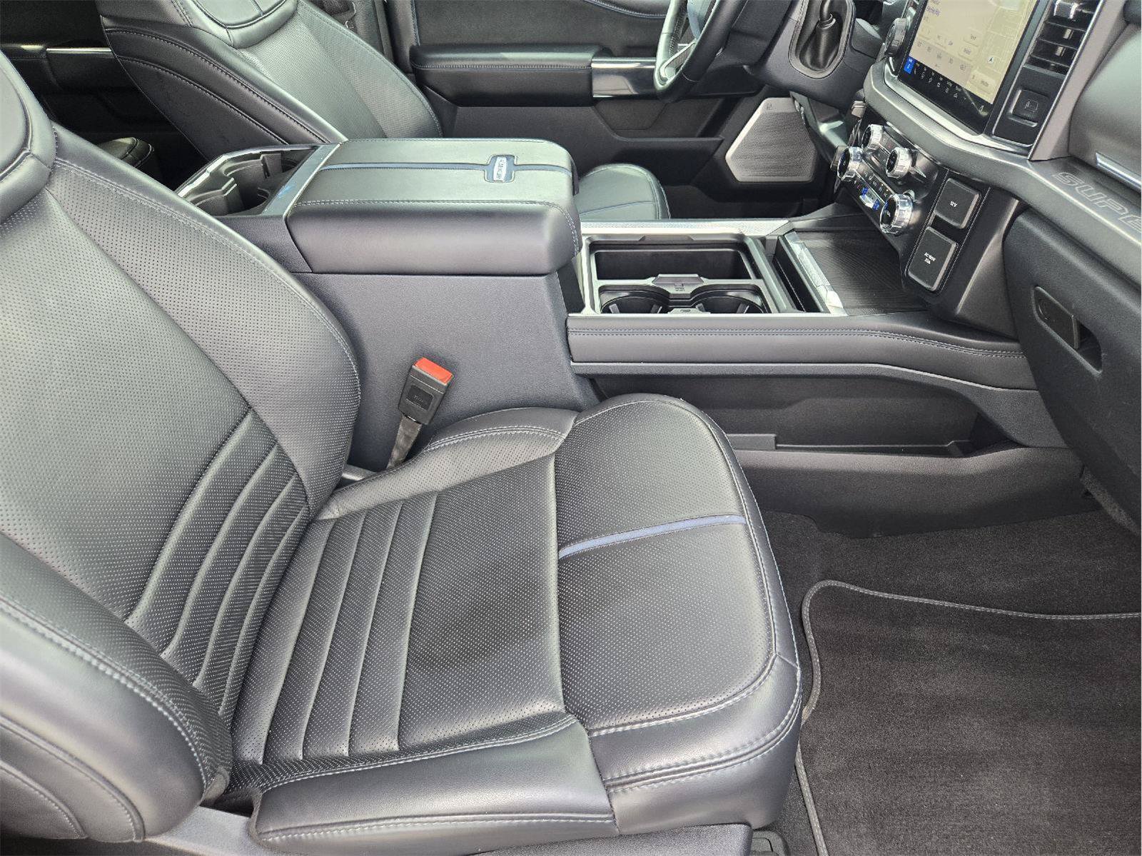 Certified 2025 Ford F250 Platinum AWD/4WD image 14
