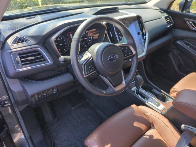Used 2024 Subaru Ascent Touring w/ Popular Package #2 AWD/4WD image 14